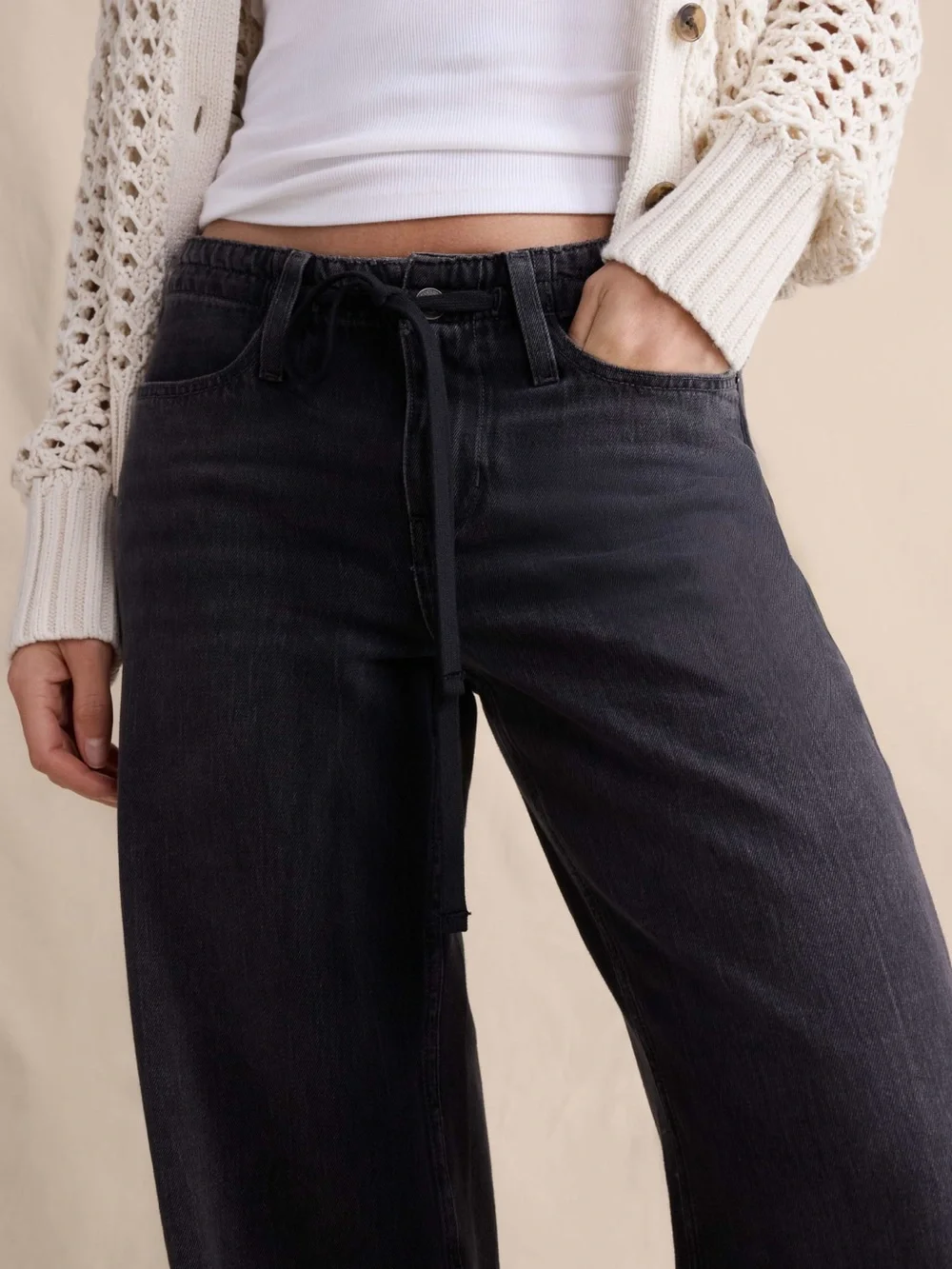NWT - Banana Republic Black Wide-Leg Jeans with Drawstring - Size 26 - Picture 3 of 5